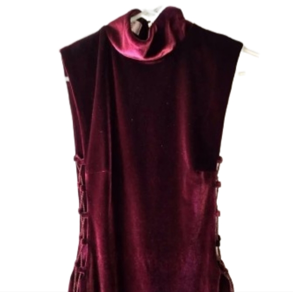 House Of CB London Sukina Velvet Lace Up Mini Dress - Picture 5 of 12